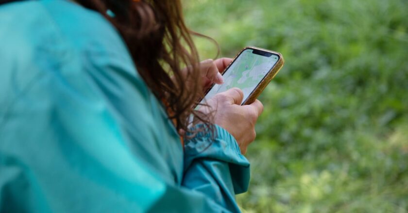 Some iPhone Users Are Getting Another Year of Free Satellite Features
