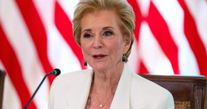 Government shutdown offers schools a glimpse of life without an Education Department - National 1 8507d9db209609b28df1d4e7dd607a952f45edf32d6d5e85dcef8f11d14a63f3