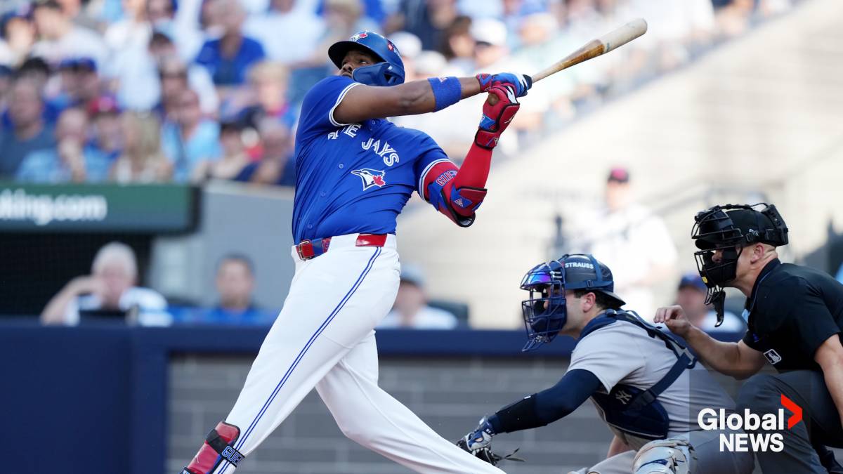 Click to play video: 'Jays defeat Yankees 10-1 in Game 1 of the ALDS'