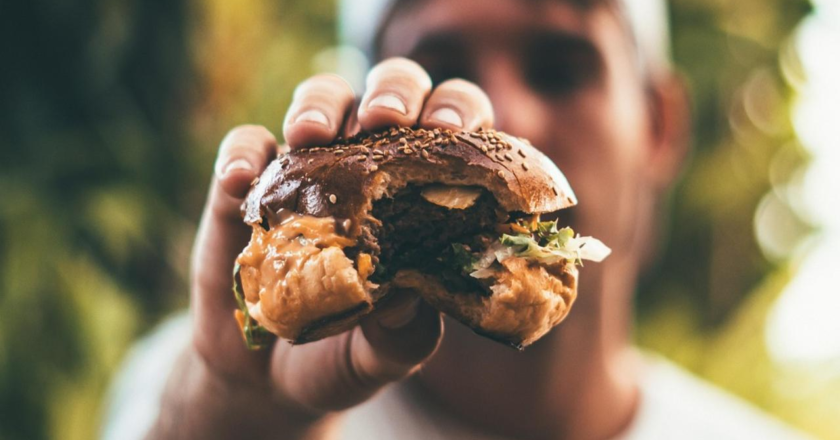 Are cheeseburgers healthy?