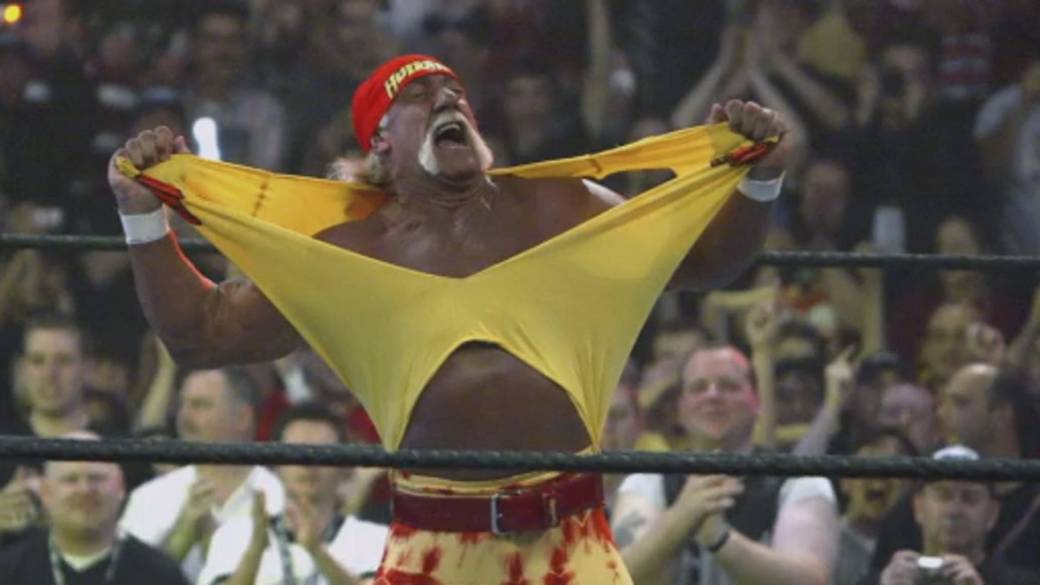 Click to play video: 'Wrestling icon Hulk Hogan dies at 71'