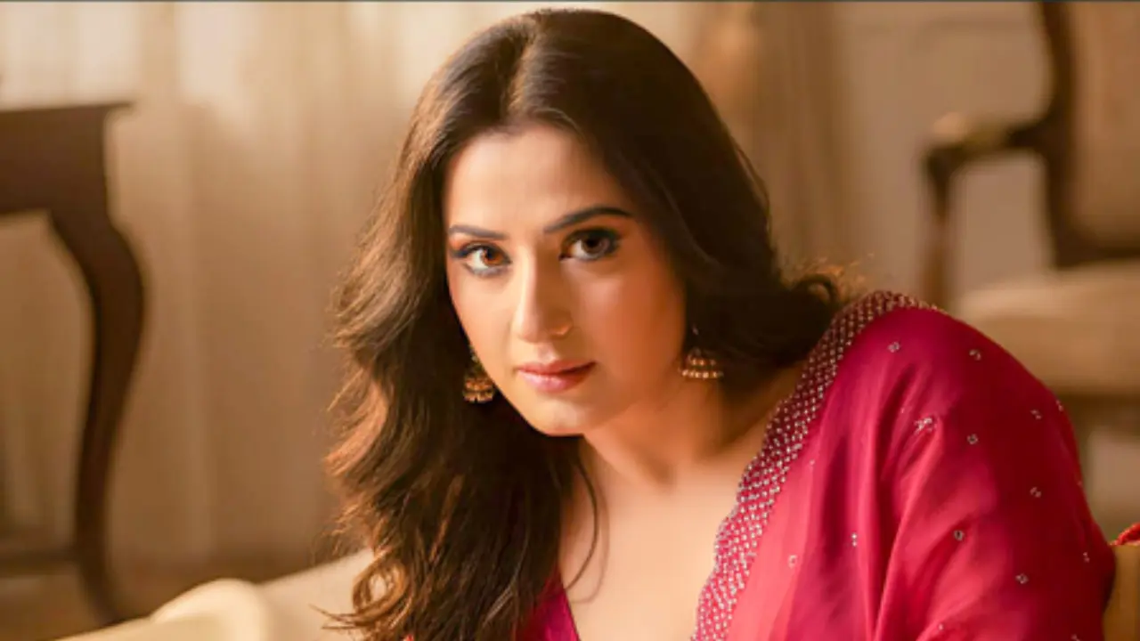 Aalisha Panwars Vinny Ki Kitaab looks are an ode to