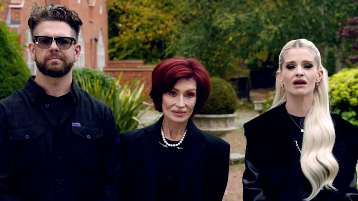 Click to play video: '2026 Grammy Awards: Osbourne family pay tribute to Ozzy, announce rock and metal nominees'