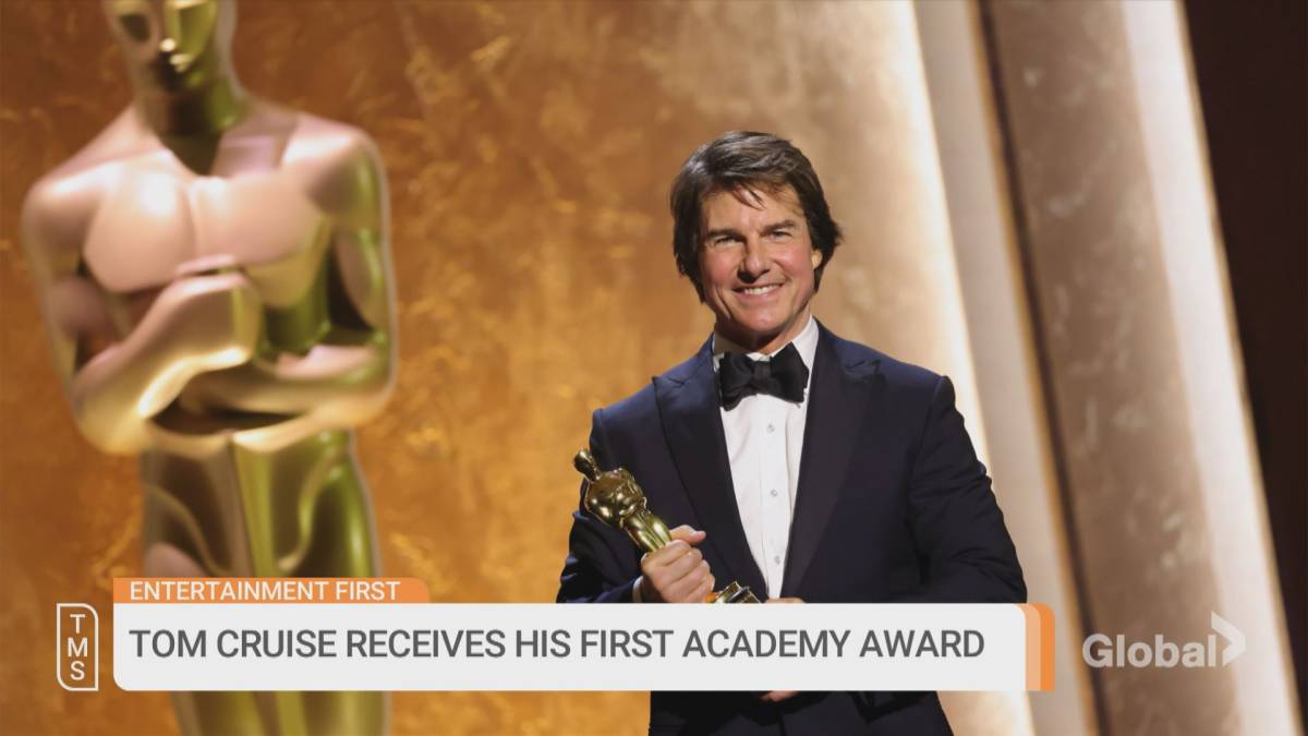 Click to play video: 'Tom Cruise finally wins an Oscar…sort of'