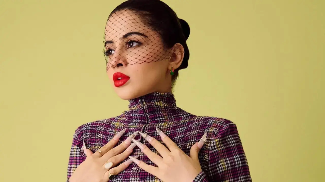 Uorfi Javed reveals she hid her real age earlier to