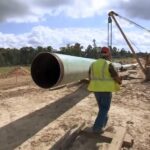 Most Canadians support oil and gas expansion, differ on priorities: Ipsos – National