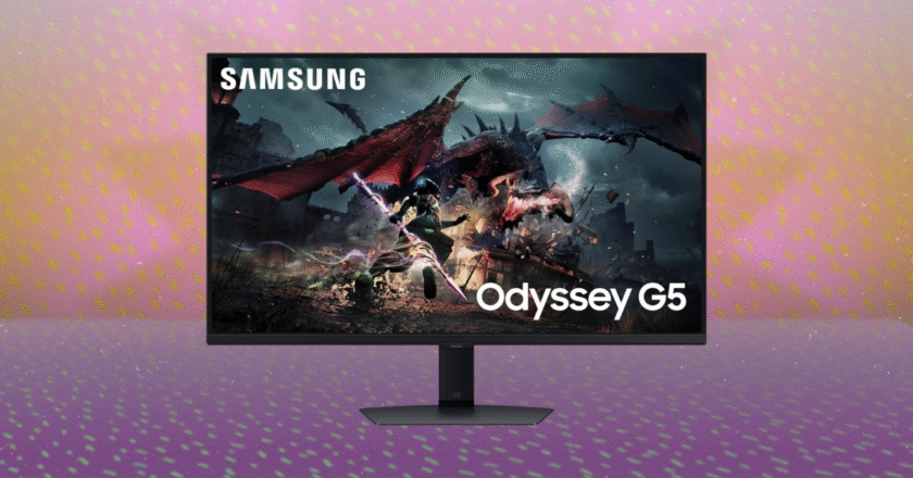 This Samsung Odyssey G5 Gaming Monitor Is $250 Right Now