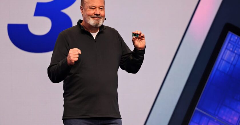 CES 2026: Intel’s New Chips Are Coming For Your Gaming Handhelds