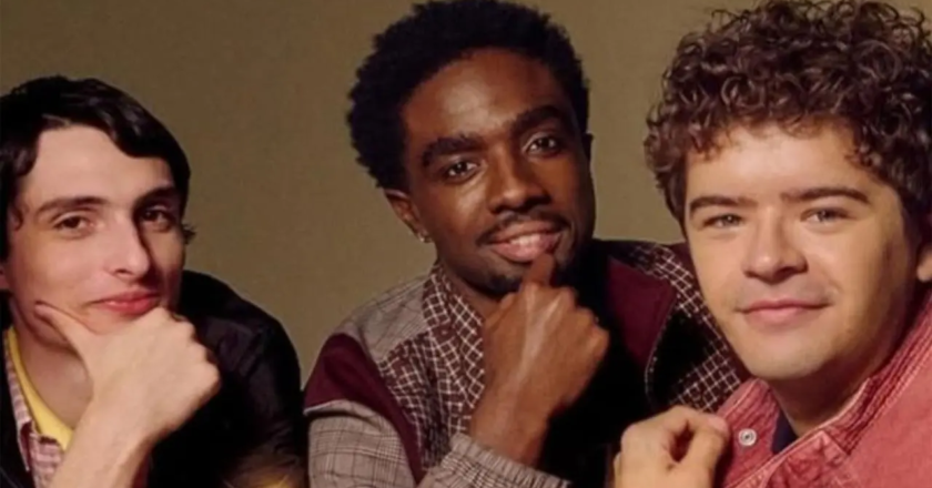 Finn Wolfhard`s SNL monologue crashed by Gaten Matarazzo, Caleb McLaughlin