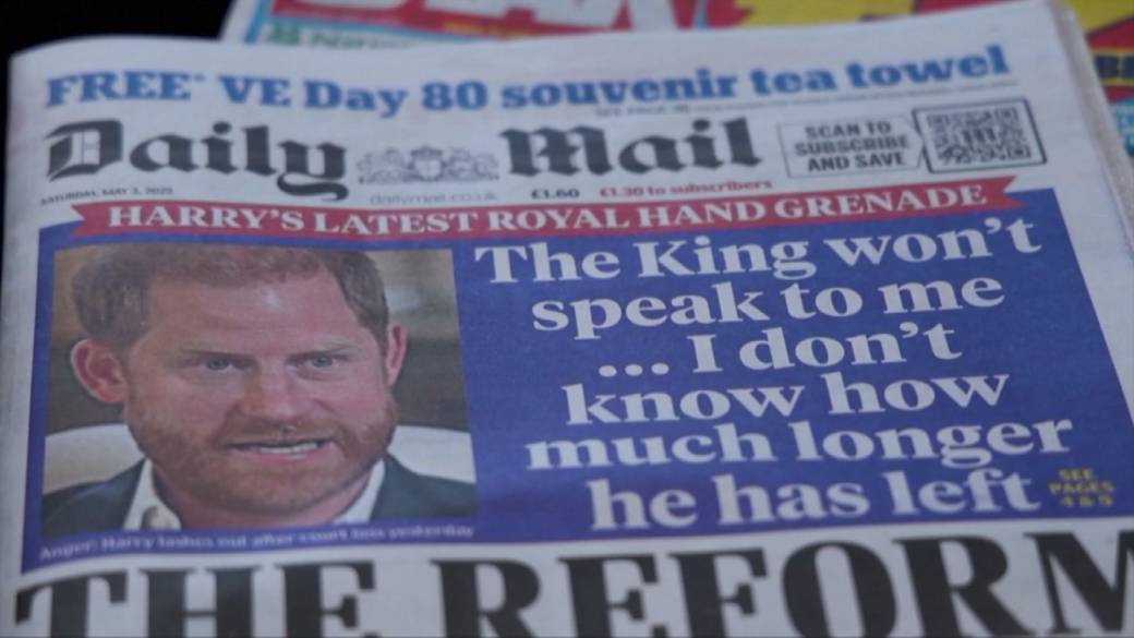 Click to play video: 'Prince Harry, celebrities suing British tabloids over alleged privacy violations'