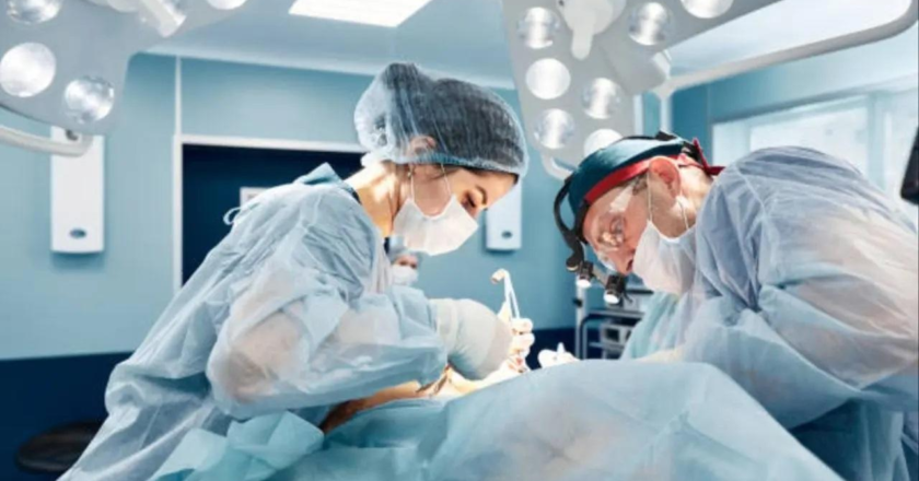 Mumbai doctors restore vision of completely blind city-based gynaecologist