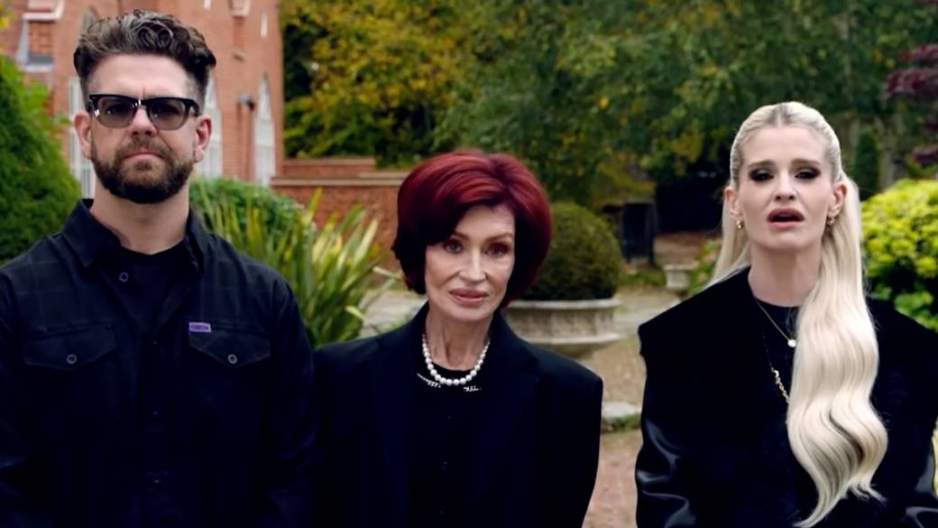 Click to play video: '2026 Grammy Awards: Osbourne family pay tribute to Ozzy, announce rock and metal nominees'