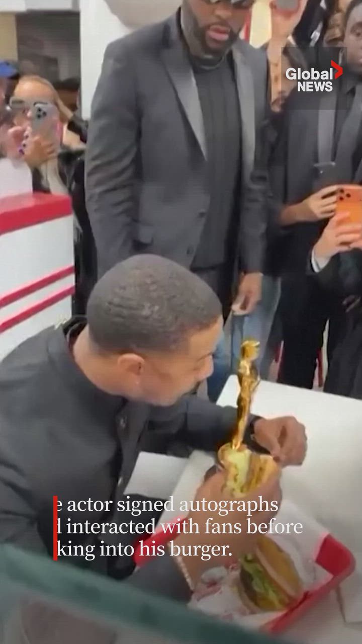 Click to play video: 'Michael B. Jordan celebrates 1st Oscars win at In-N-Out burger'