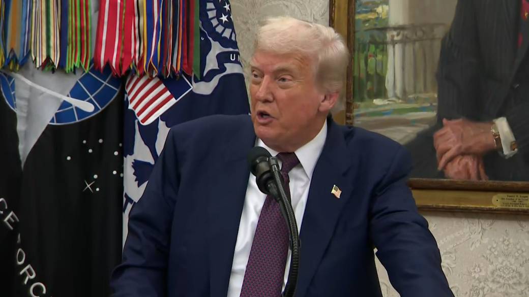 Click to play video: 'Fallon, Kimmel are ‘next’ after Colbert cancellation and Stern exit: Trump'