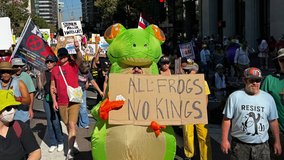 Click to play video: '‘No Kings’ protests aimed at Trump call for end to authoritarian rule'