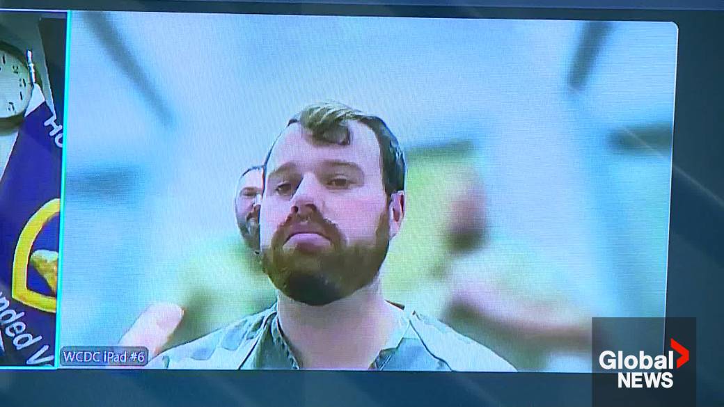 Click to play video: 'Josh Duggar reacts to brother Joseph’s arrest on child molestation charges'