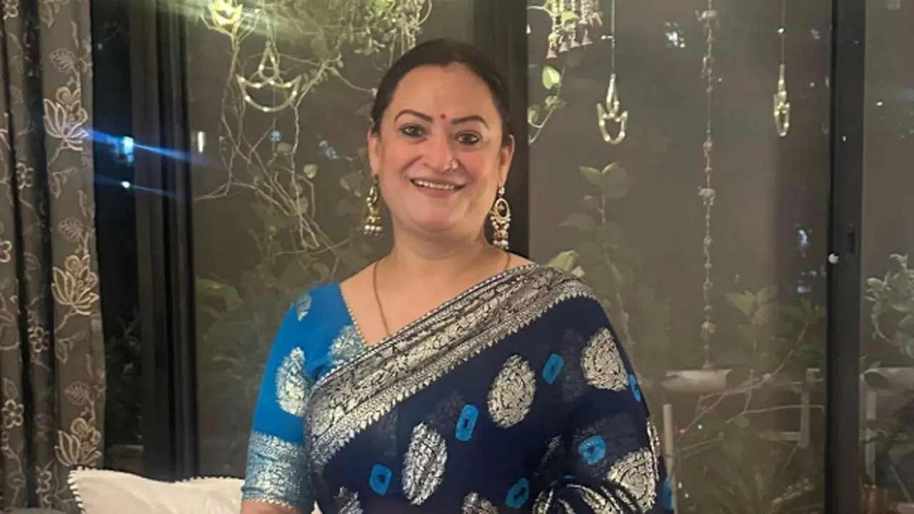 Rinku Dhawan follows Neena Guptas path asks for work in