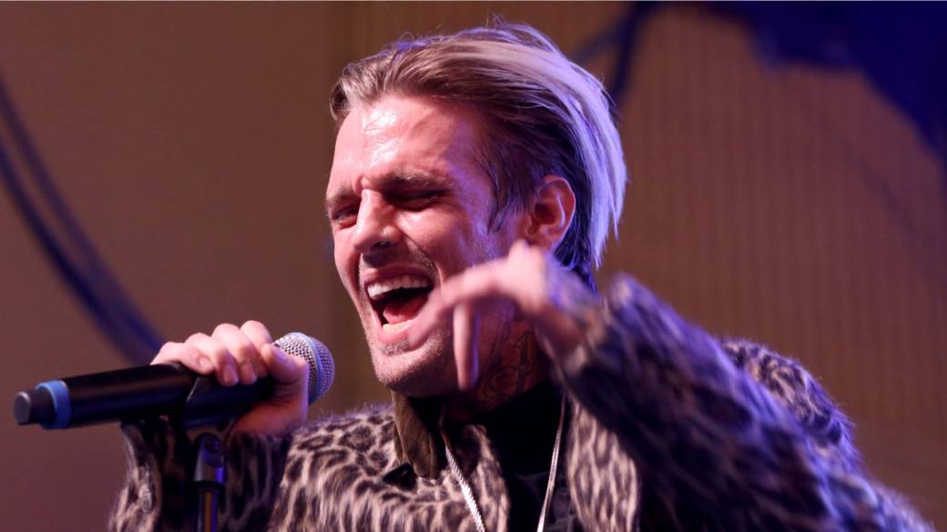 Click to play video: 'Aaron Carter says he’s battling schizophrenia, multiple personality disorder, anxiety'