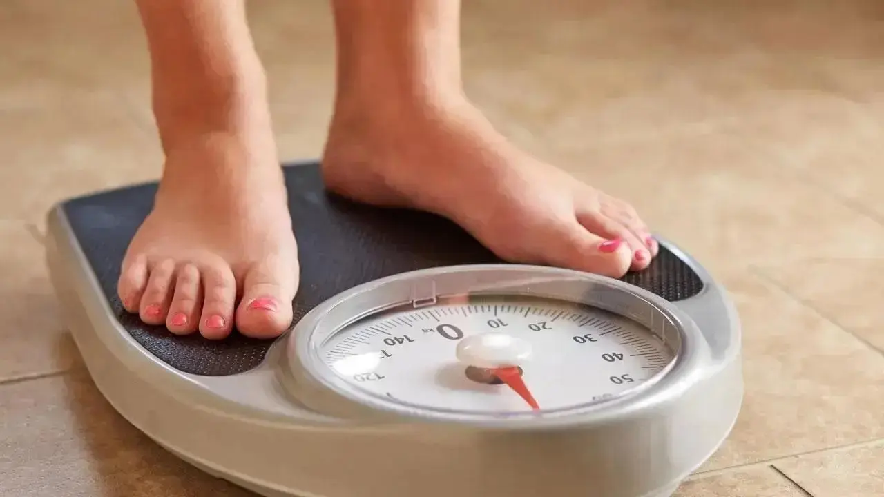 Increase daily steps to 8,500 and keep weight off after dieting: Study 2 Increase daily steps to 8500 and keep weight off after