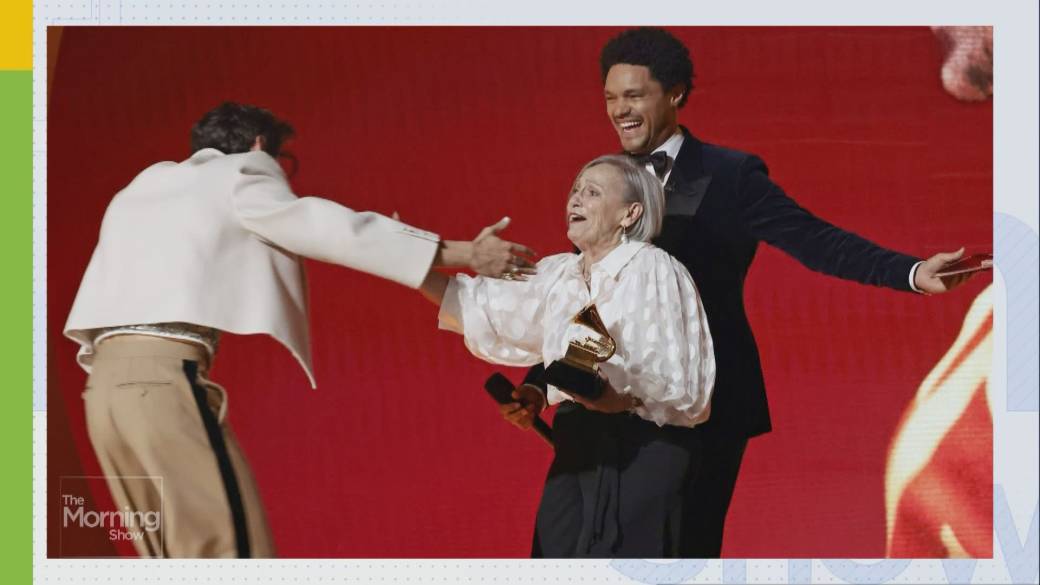 Click to play video: 'Grammys 2023: Ontario grandma and Harry Styles superfan steals the show'