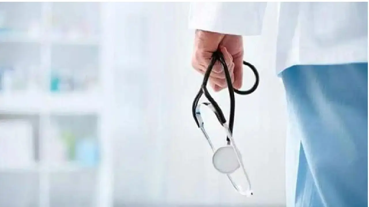 Doctors in Delhi carry out rare heart bypass and lung cancer procedure 2 Doctors in Delhi carry out rare heart bypass and lung