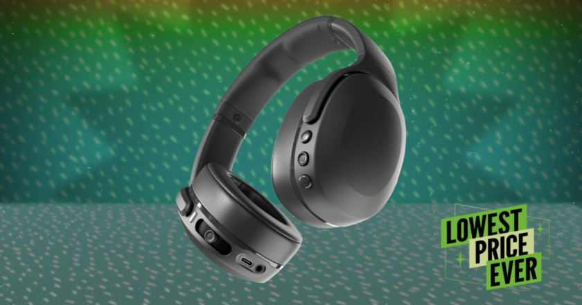 The Skullcandy Crusher Evo Headphones Are 52% Off Right Now