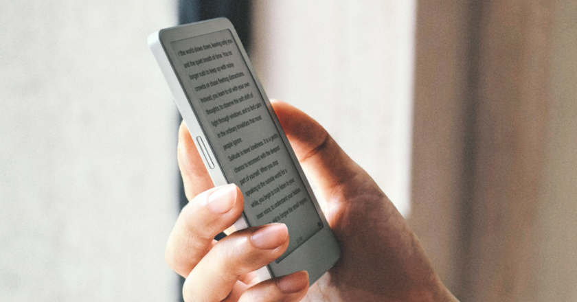Now Boox Is Making a Tiny E-Reader Too