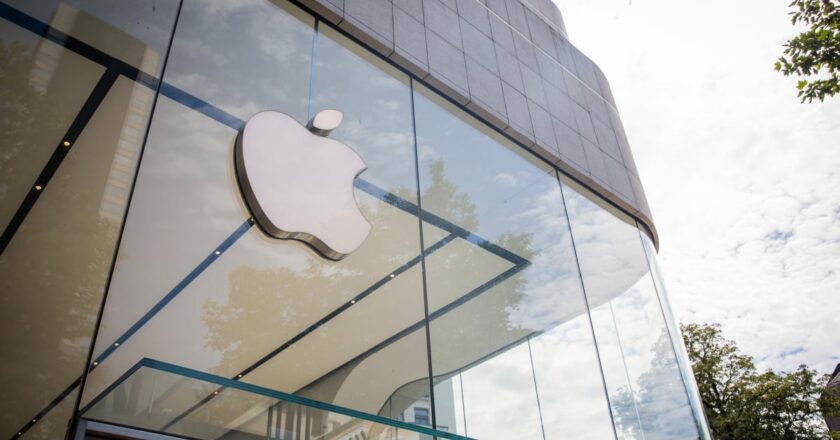 Apple Could Owe Some Users up to $5,000 Each in This Class Action Lawsuit