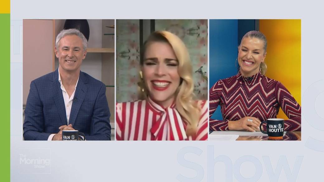 Click to play video: 'Busy Philipps talks about her new series ‘Girls5Eva’'