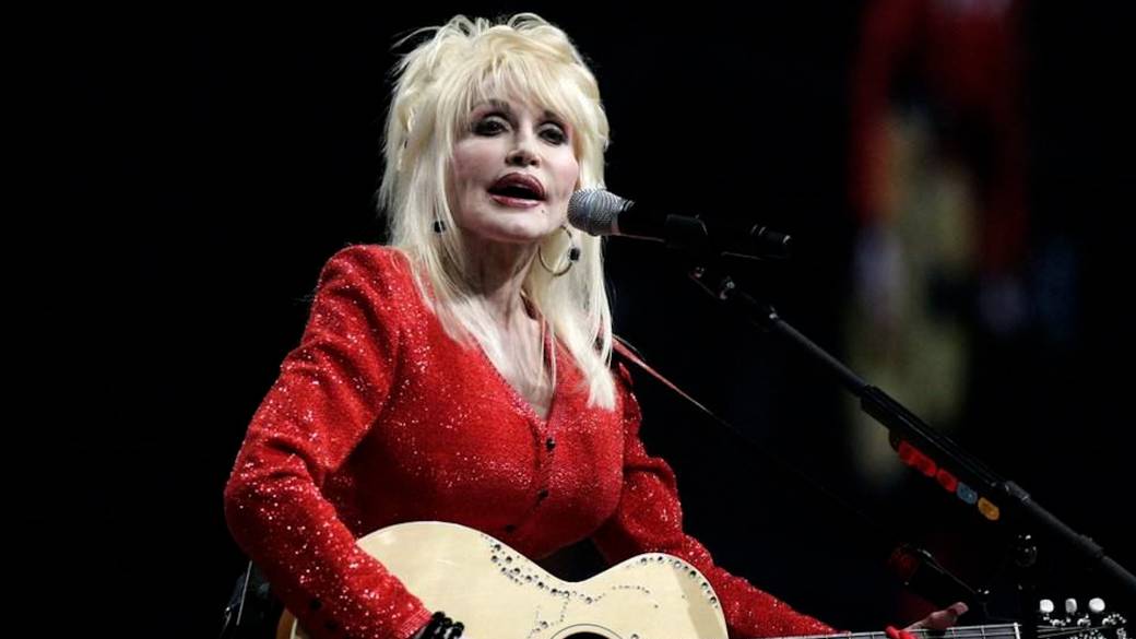 Click to play video: 'Five cool Dolly Parton facts you probably didn’t know'