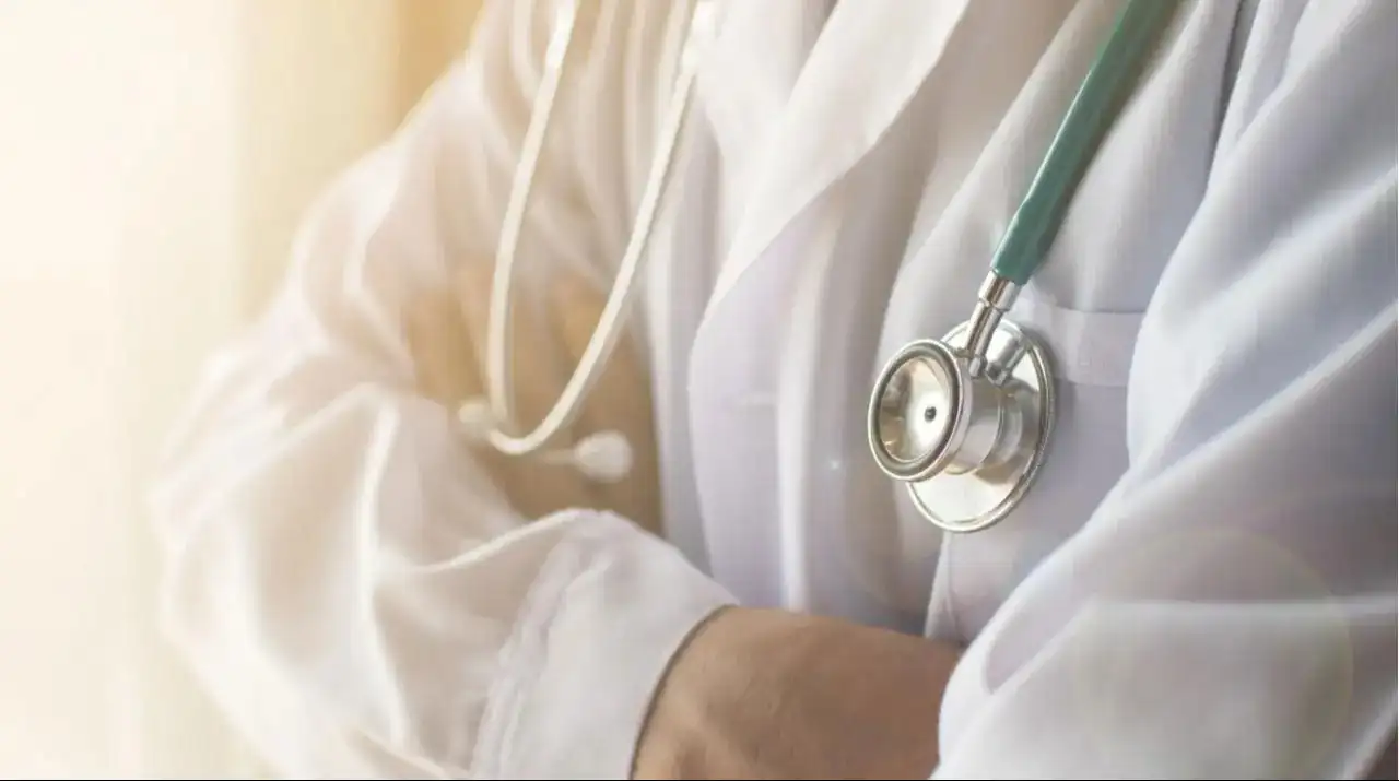 AI could cut doctorsamp039 paperwork burden as global health worker