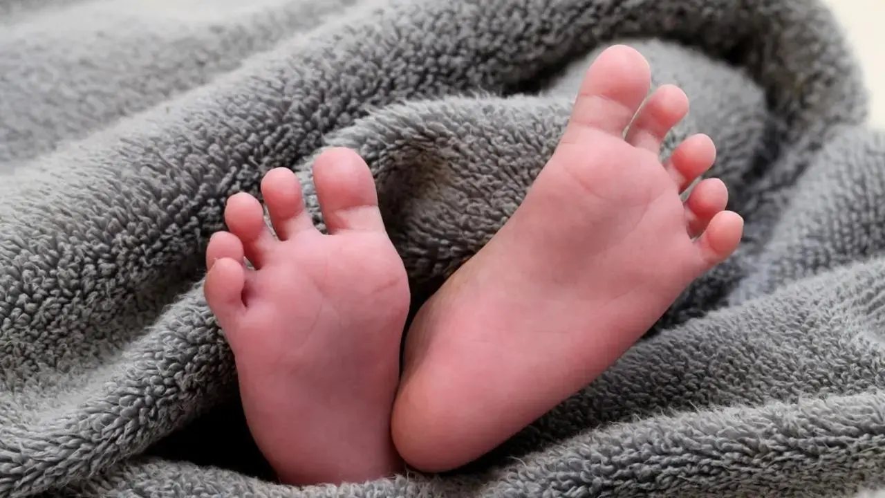 MP baby in critical condition weighing 860 gm makes remarkable recovery 2 MP baby in critical condition weighing 860 gm makes remarkable