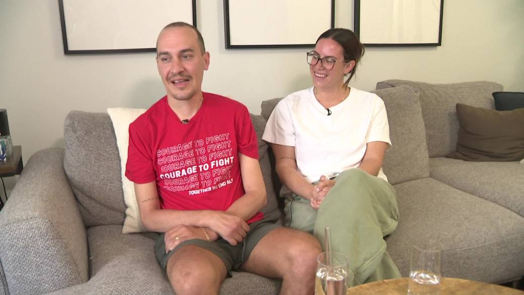 Click to play video: 'Living with ALS: a former paramedic’s story'