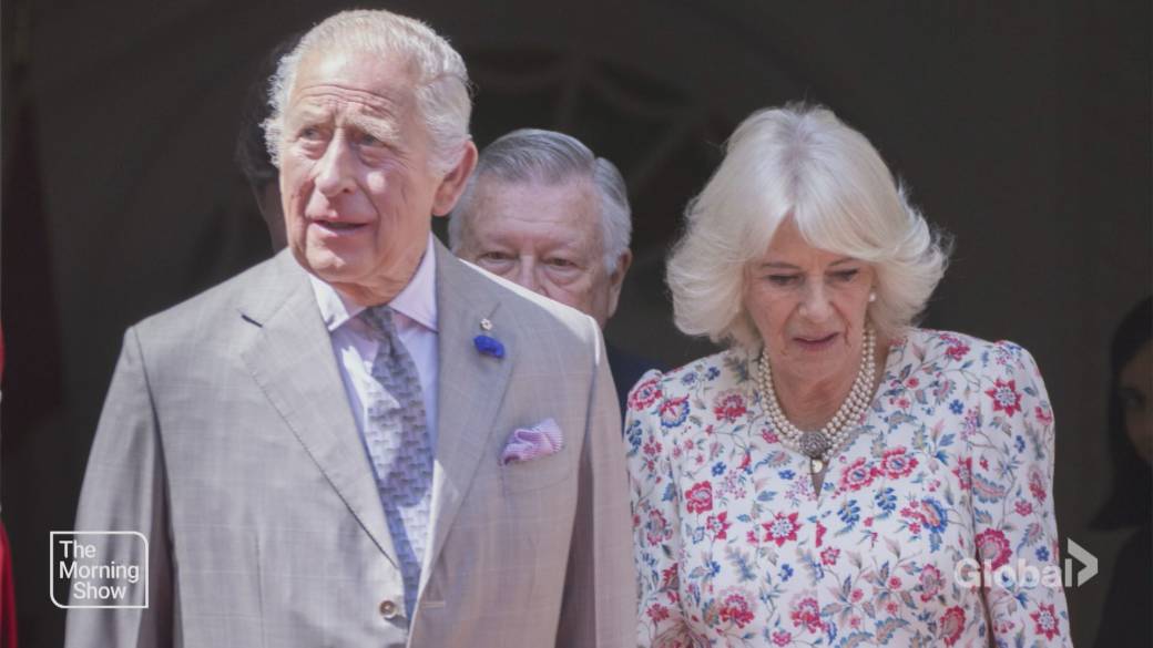Click to play video: 'Prince Harry sought advice from Princess Diana’s brother about surname change'
