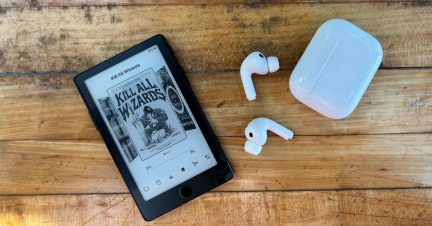 The Best Gifts to Give an E-Book Reader in 2026